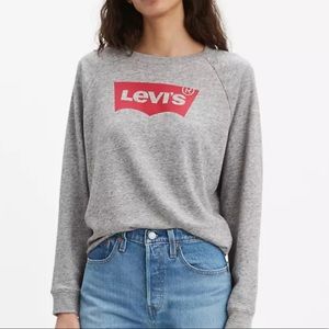 womens levi’s crewneck